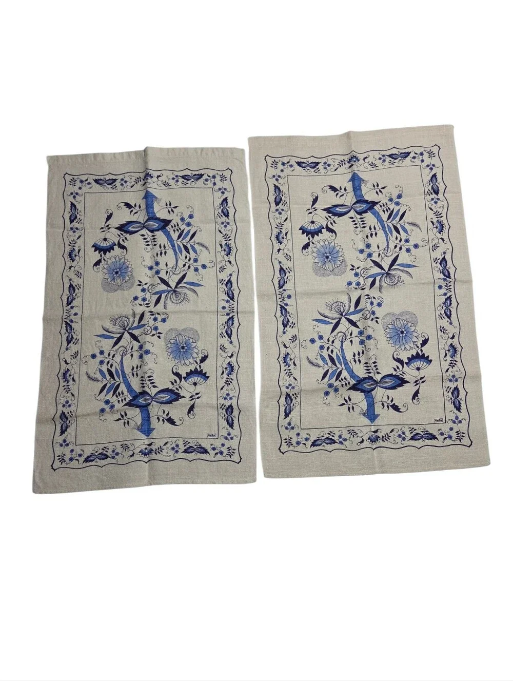 Vintage Kay Dee Delft Blue Onion Linen Tea Towels Set of 2